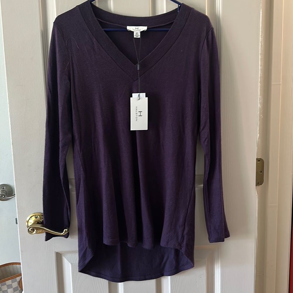 *NWT* Halston V-neck Sweater - Size Small